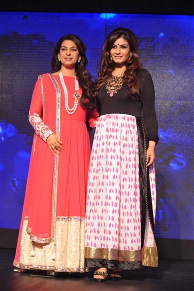 Juhi Chawla and Raveena Tandon at the lauch of Hindi GEC Channel, SONY PAL
