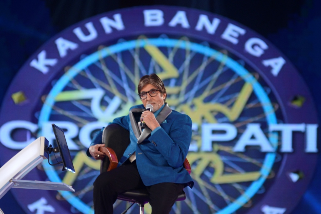 Host-Amitabh-Bachchan-recreating-the-Agneepath-aura-Kbc-season-8